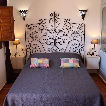 Boutique Bed & Breakfast Casa Utopia Alcaucín Exterior foto