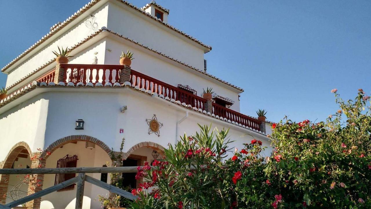 Boutique Bed & Breakfast Casa Utopia Alcaucín Exterior foto